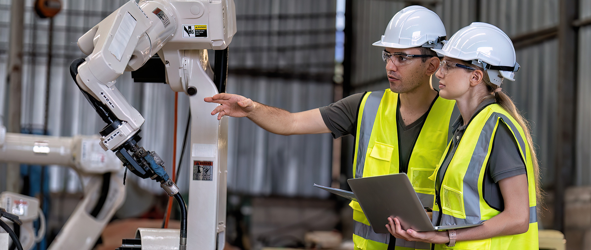 内附下载方式 | betf88通信《5G RedCap技术发展及应用白皮书》重磅发布