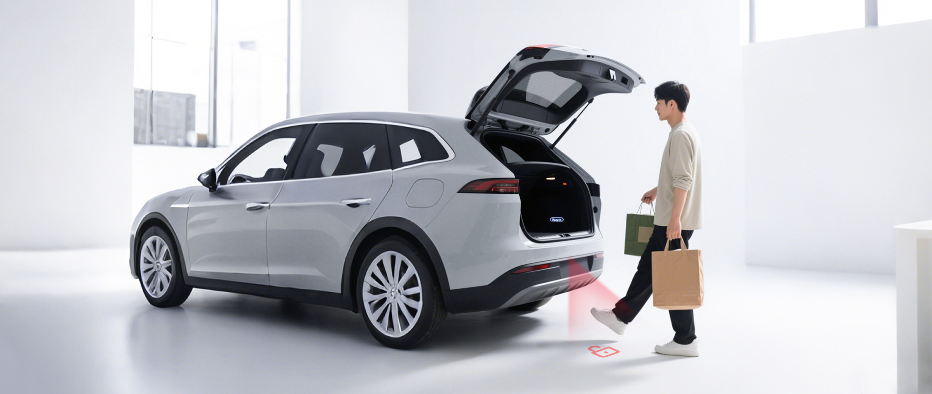 2025上海车展 | betf88通信重磅发布AR脚踢毫米波雷达，重新定义“无接触交互”尾门